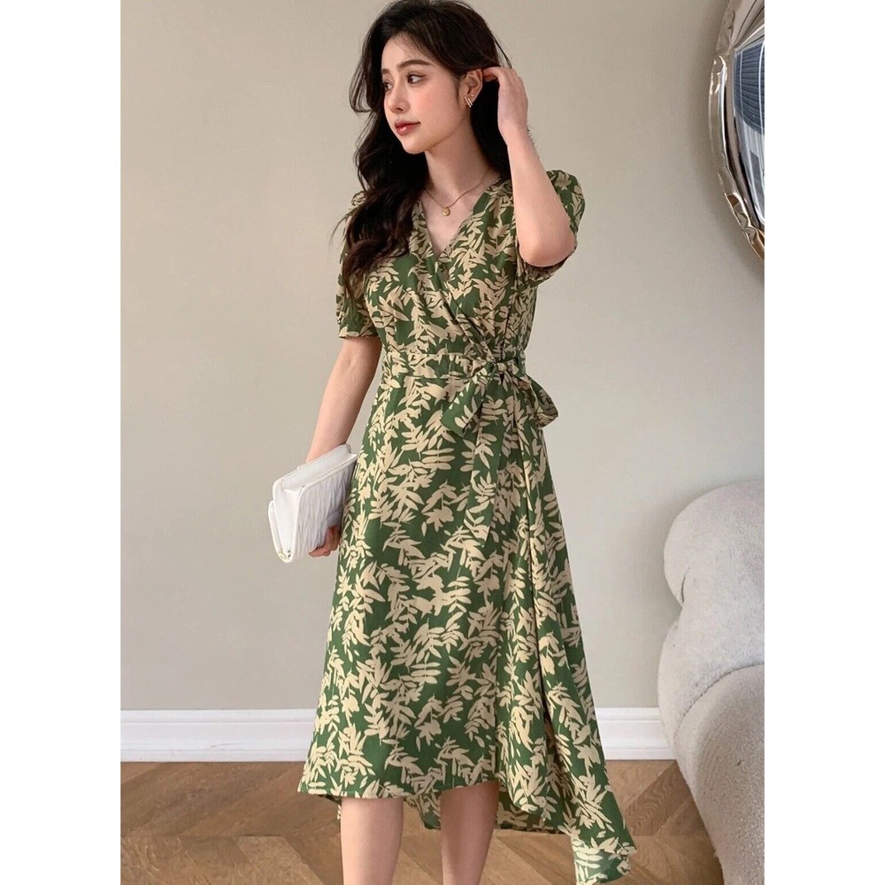 NEW Women's DAZY Short Sleeve Wrap Around Dress‎ Floral Green Sz Small NWT
